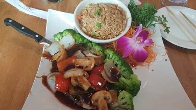 Red Bowl Asian Bistro