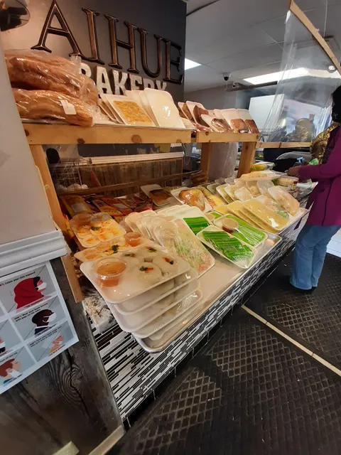 Ai Hue's Bakery & Deli