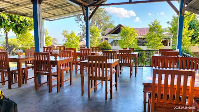 Twin's Kitchen Rinjani