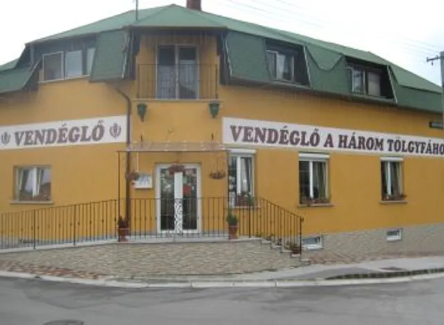 Vendéglő a Három Tölgyfához