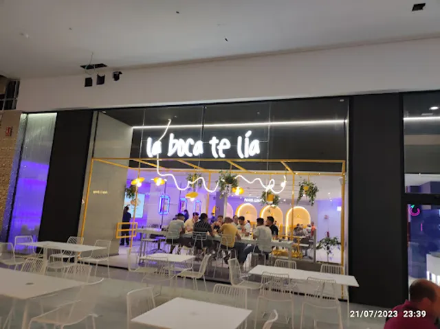 La Boca Te Lía - Jaén Plaza