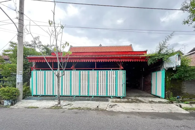 RedDoorz Syariah near RS Bhayangkara Nganjuk