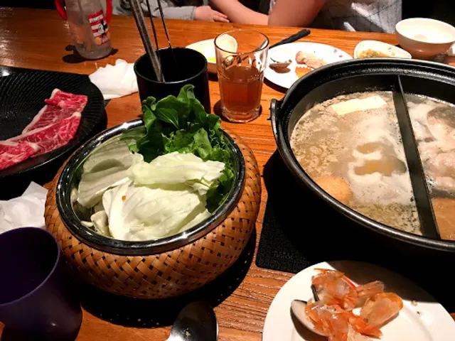 八豆食府精緻鍋物