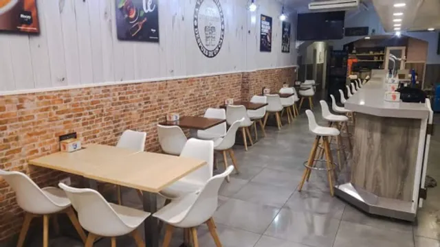 Punto D Encuentro cafeteria