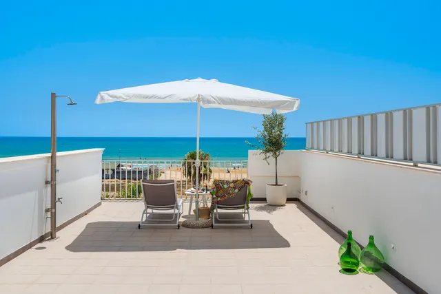 Acquaduci - Casa Vacanza Fronte Mare Pozzallo