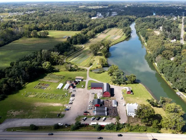 Homesteads for Hope - Community Farm