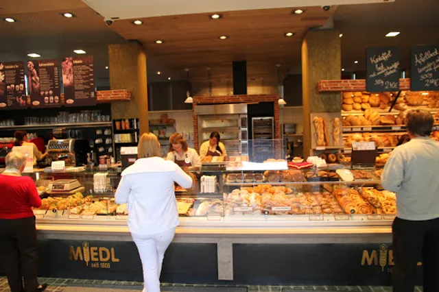 Confectionery Bakery Café Miedl GmbH