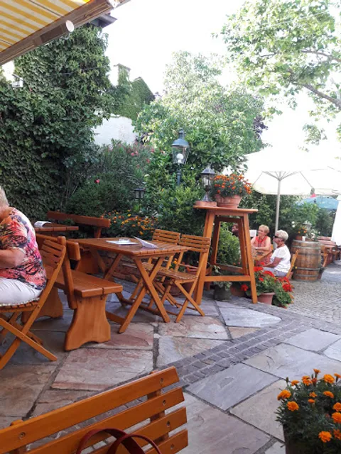 Alphart am Mühlbach, Weingut und Heuriger