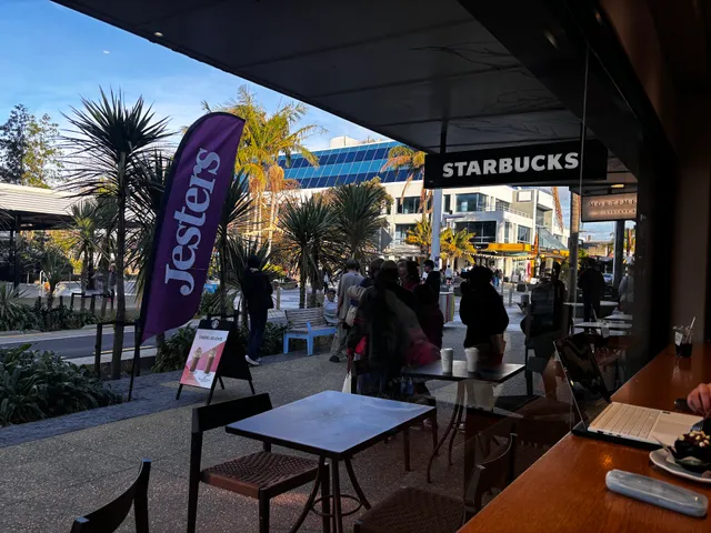 Starbucks Takapuna