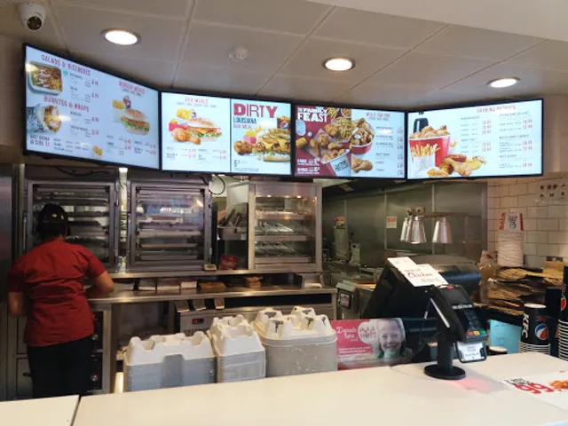 KFC Hillingdon - Whiteleys Parade