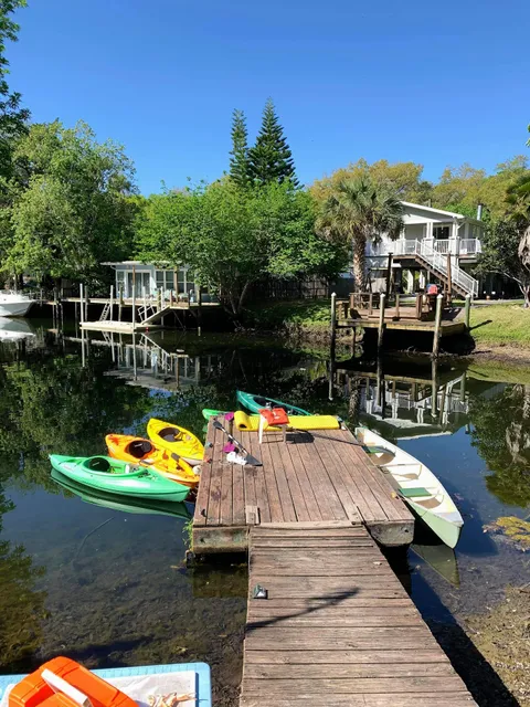 Manatee Landing Everyday Retreat