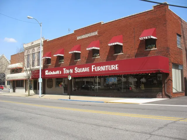 Reinholt's Furniture & Mattresses