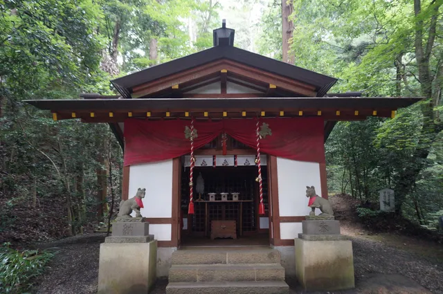 Takaratamainaka Shrine