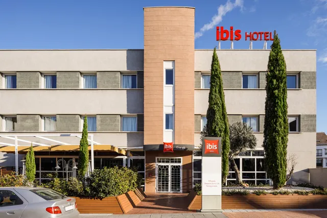 ibis Granada