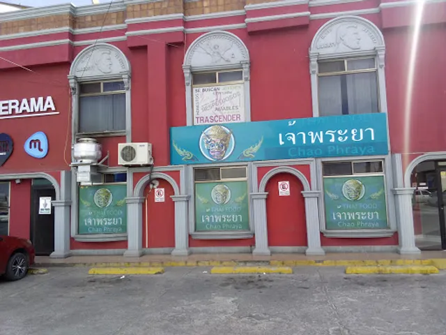 THAI FOOD - Chao Phraya Chihuahua