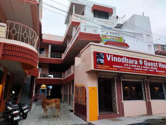 Vinodhara Guest House
