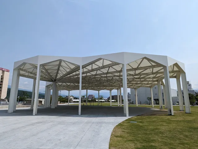 笛吹みんなの広場