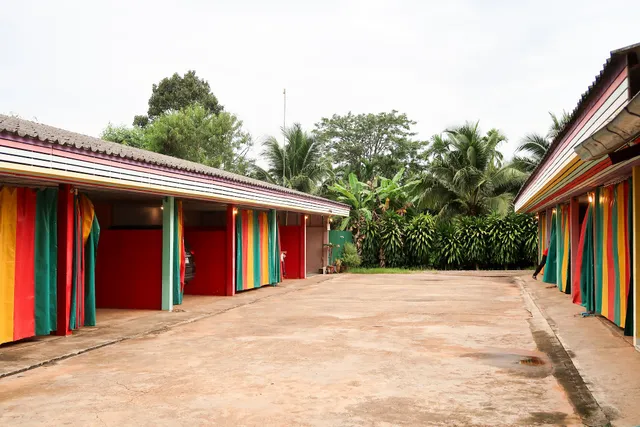 โรงแรม โกแอ่นอินน์