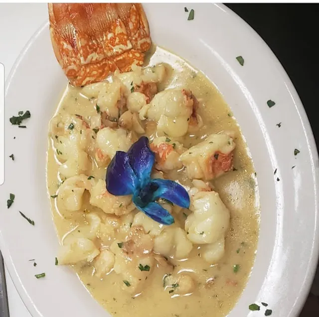 El Tiro De Balilo Steak House Bar and Grill