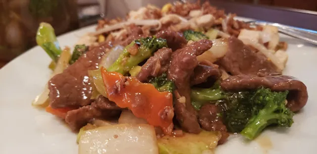 Royal Wok Restaurant