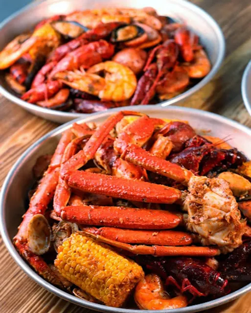 Hook & Reel Cajun Seafood & Bar