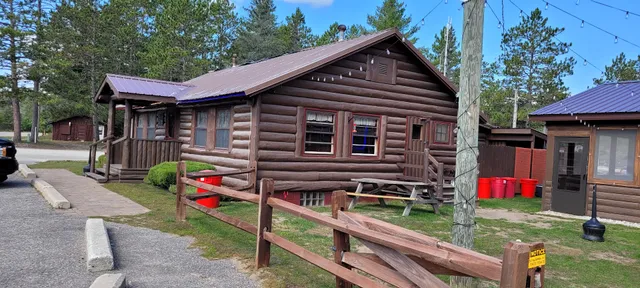 Jack Pine Lodge and Campground