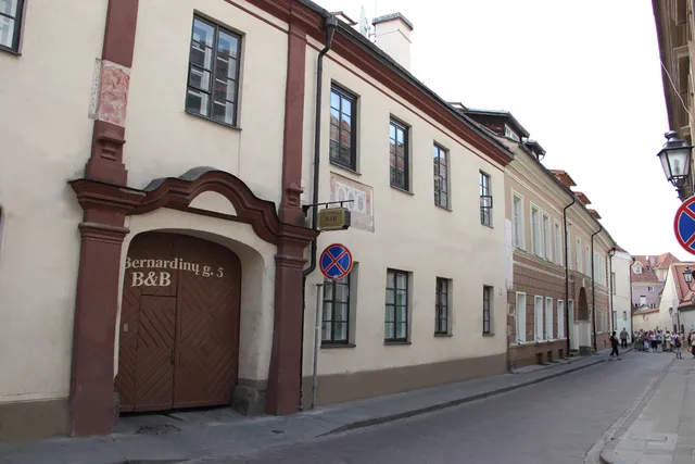 Bernardinu B & B House