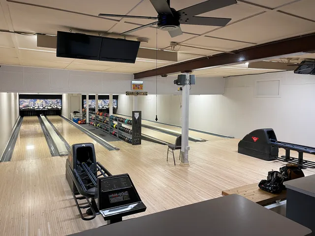 Casoni Bowling Lanes