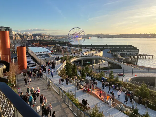 Pike Place Market Sundeck