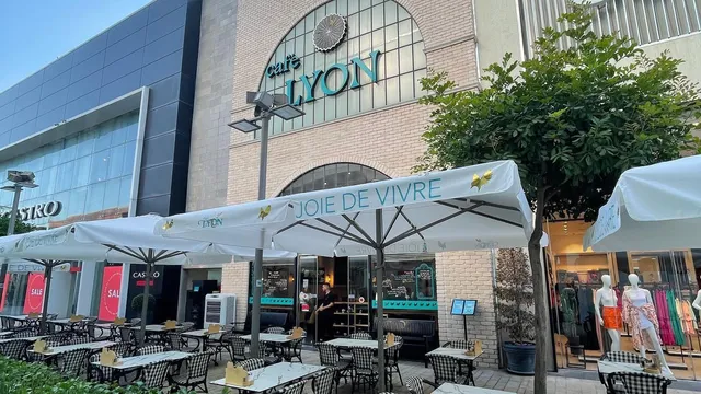 Cafè Lyon big fashion ashdod