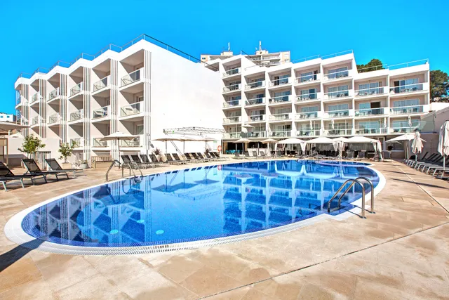 Aparthotel Paguera Beach