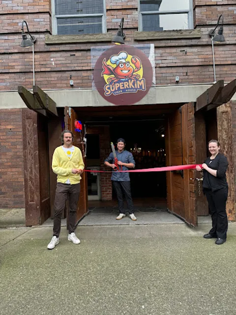 Superkim Crab House x Chicken House