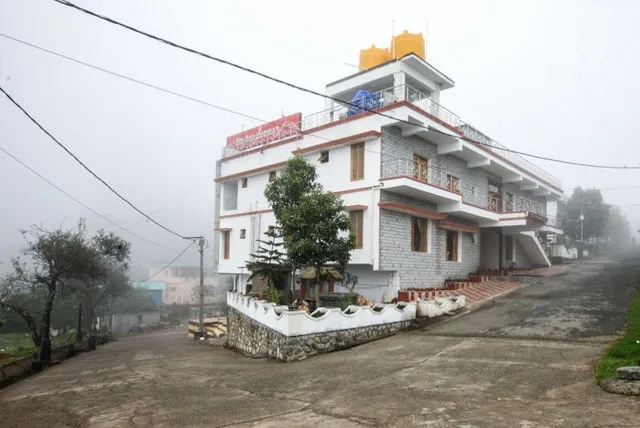 Collection O 13607 SRI SUBA KRISHMAA RESIDENCY