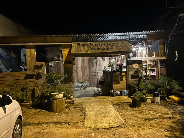 Backpacker’s House