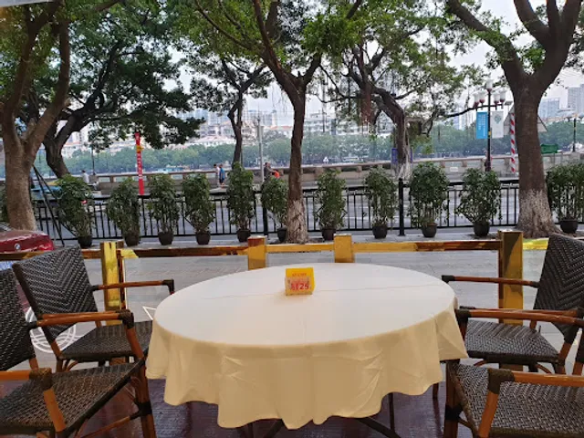 Dongjiang Seafood Restaurant Group