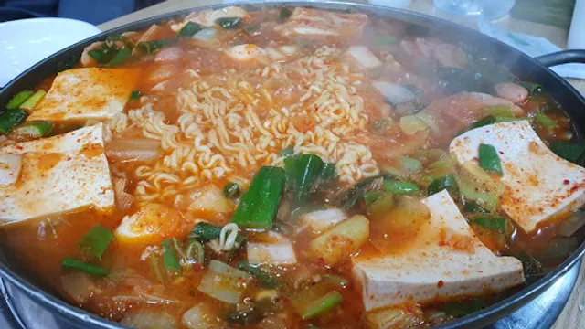 동두천부대찌개