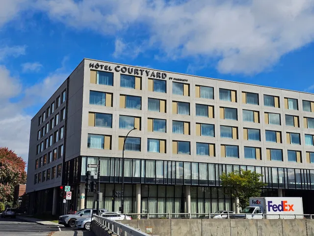 Courtyard by Marriott Montreal Midtown