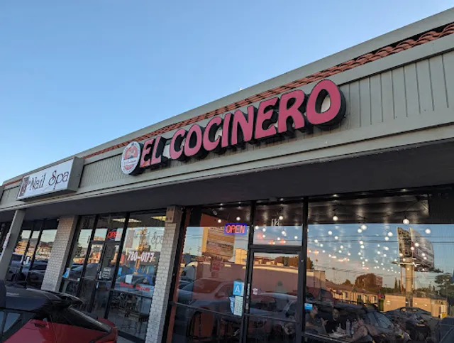 El Cocinero Restaurant