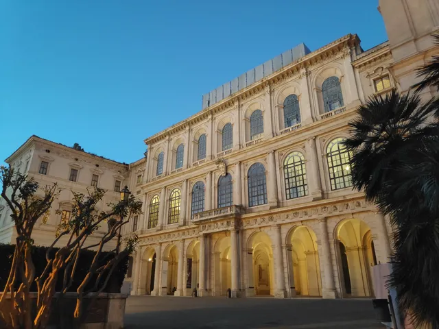 Trevi Diamond - Luxury Suites & Jacuzzi