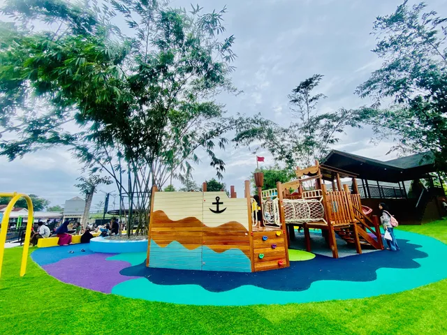 THE NICE PLAYLAND PAGEDANGAN