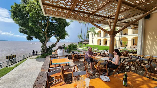 Casa do Saulo das Onze Janelas