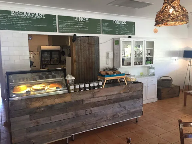 20 Mile Hollow - Cafe and Local Produce