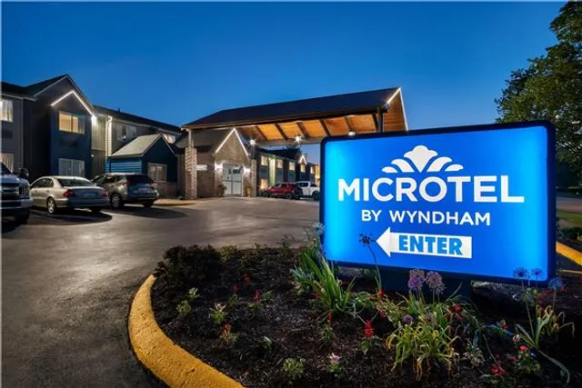 Microtel Inn & Suites by Wyndham Lexington