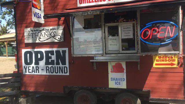 Grizzlies Shaved Ice & Food Truck