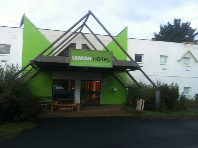 Lemon Hotel Chatellerault