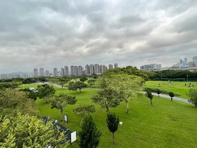 Huazhong Riverside Park