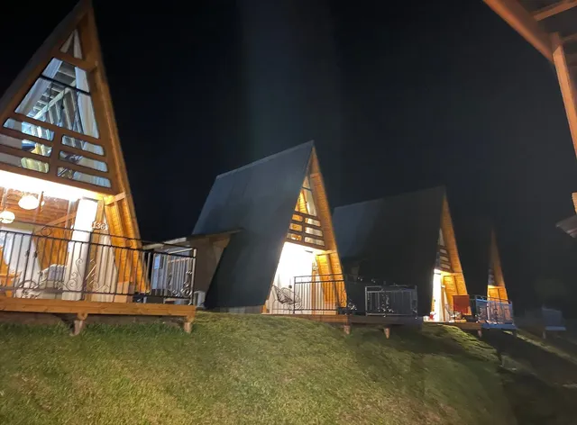 Camping e Cabanas Portal dos Campos