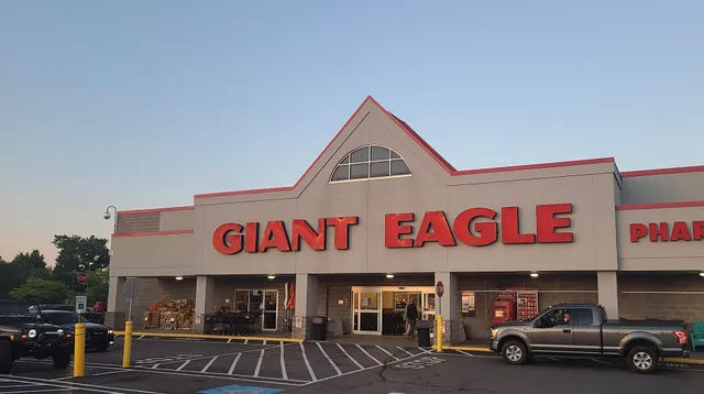 Giant Eagle Supermarket