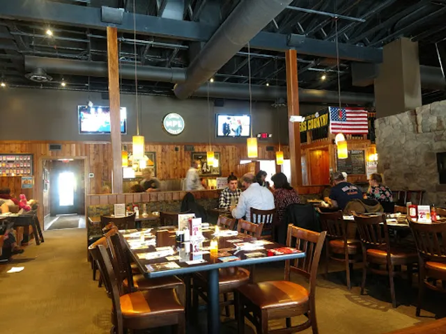 North Park Lounge Cranberry