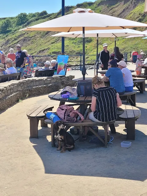 Royal Parade Cafe/Filey Bay Cafe